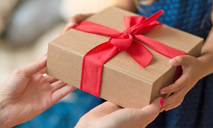 Rask gaveinnpakning for nettbutikker